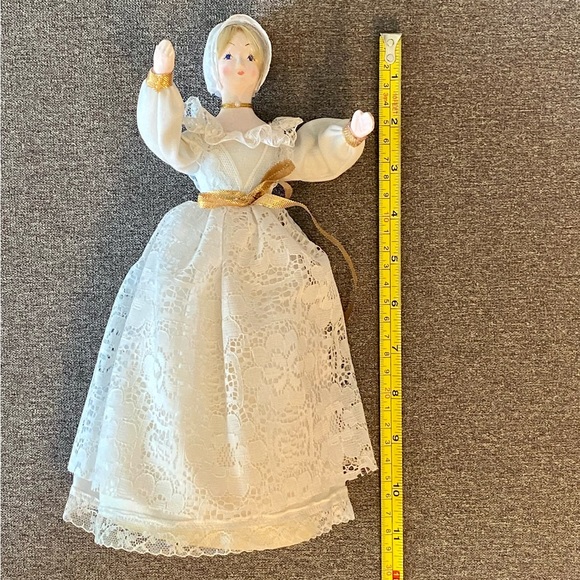 vintage Christmas Angel tree topper/decor - Picture 6 of 7